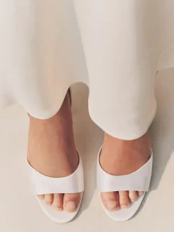 Next Forever Comfort® Wedding Round Toe Block Heel Bridal Sandals^Women Heels