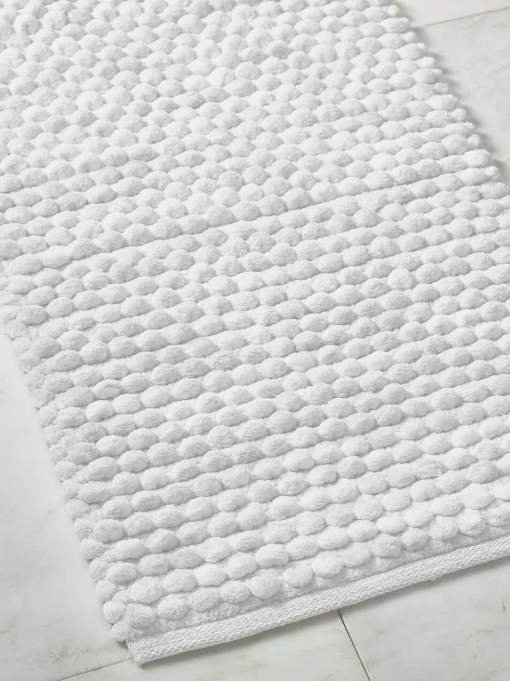 Next White Giant Bobble Bath Mat^ Towels & Bathmats