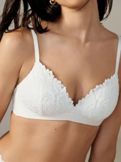 Clearance Next White Pad Non Wire Lace Ultimate Comfort Bra