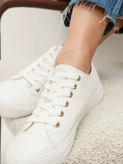 New Next Standard Fit Patent Baseball Trainers White