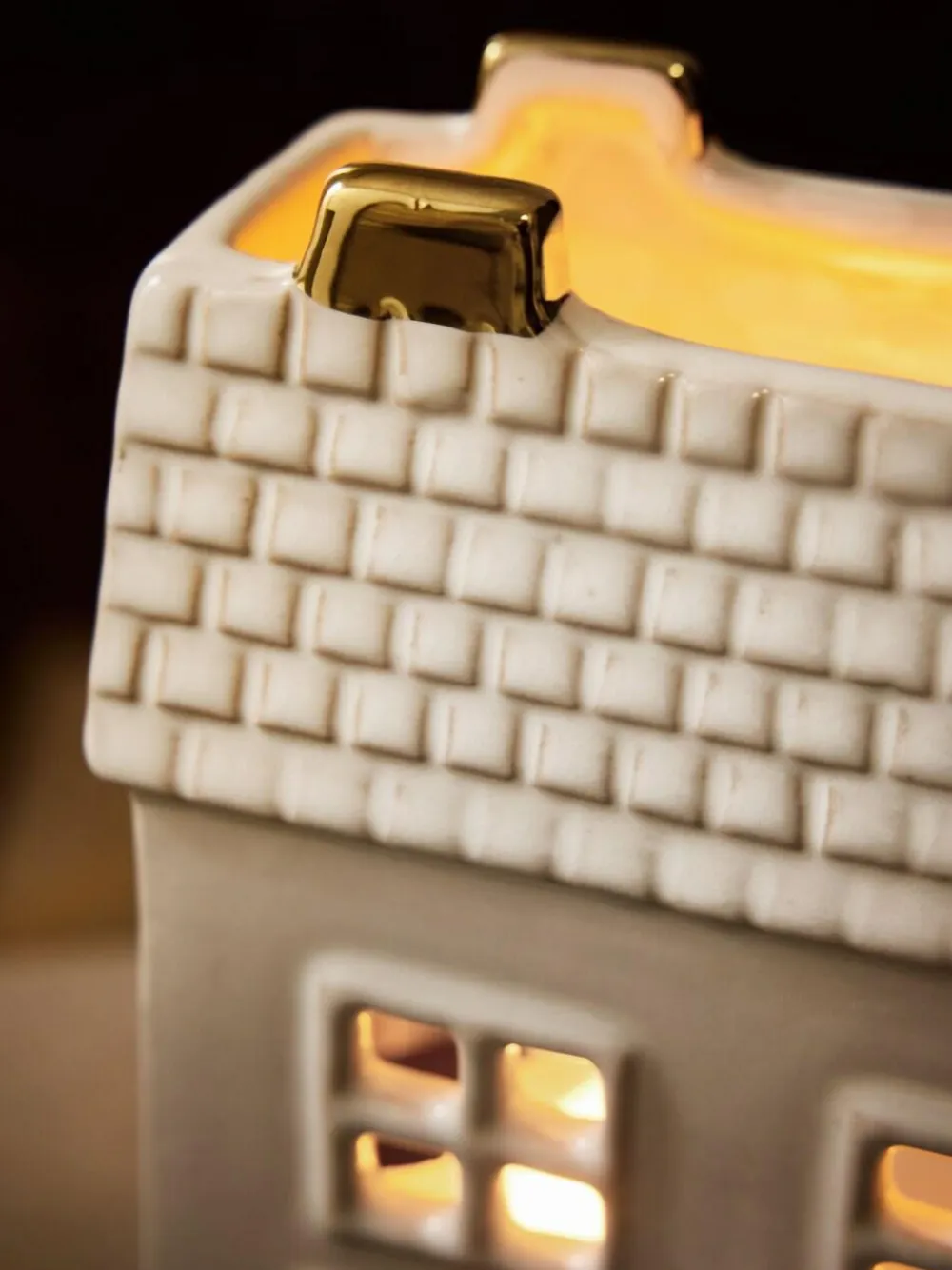 Next White/Gold House Tea Light Holder^ Candle Holders & Lanterns