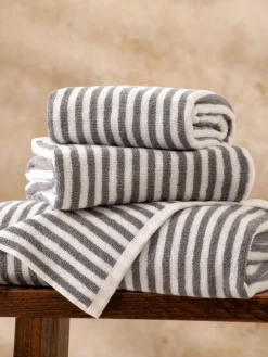 Discount Yard Hebden Striped Towel Grey