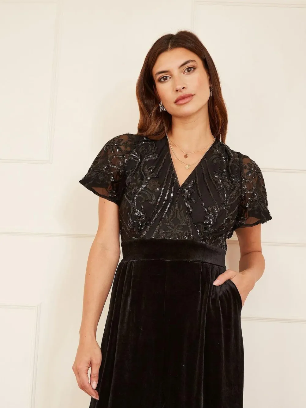 Sale Yumi Sequin Embellished Velvet Jumpsuit With Angel Sleeves Black